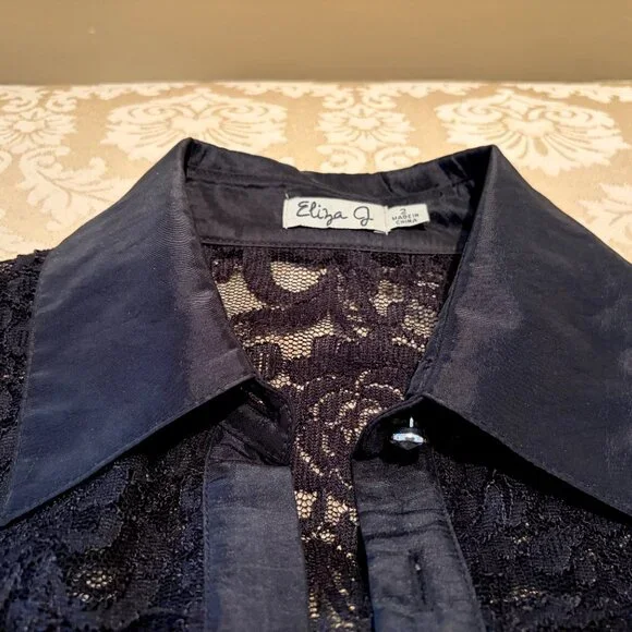 Black taffeta and lace cocktail dress, Size 2 - Picture 4 of 5